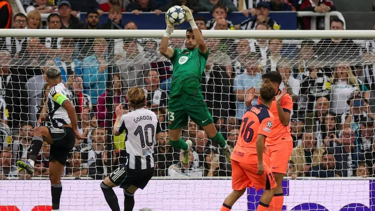 中翩翩起舞, 威廉姆斯和, 艳表现彻底